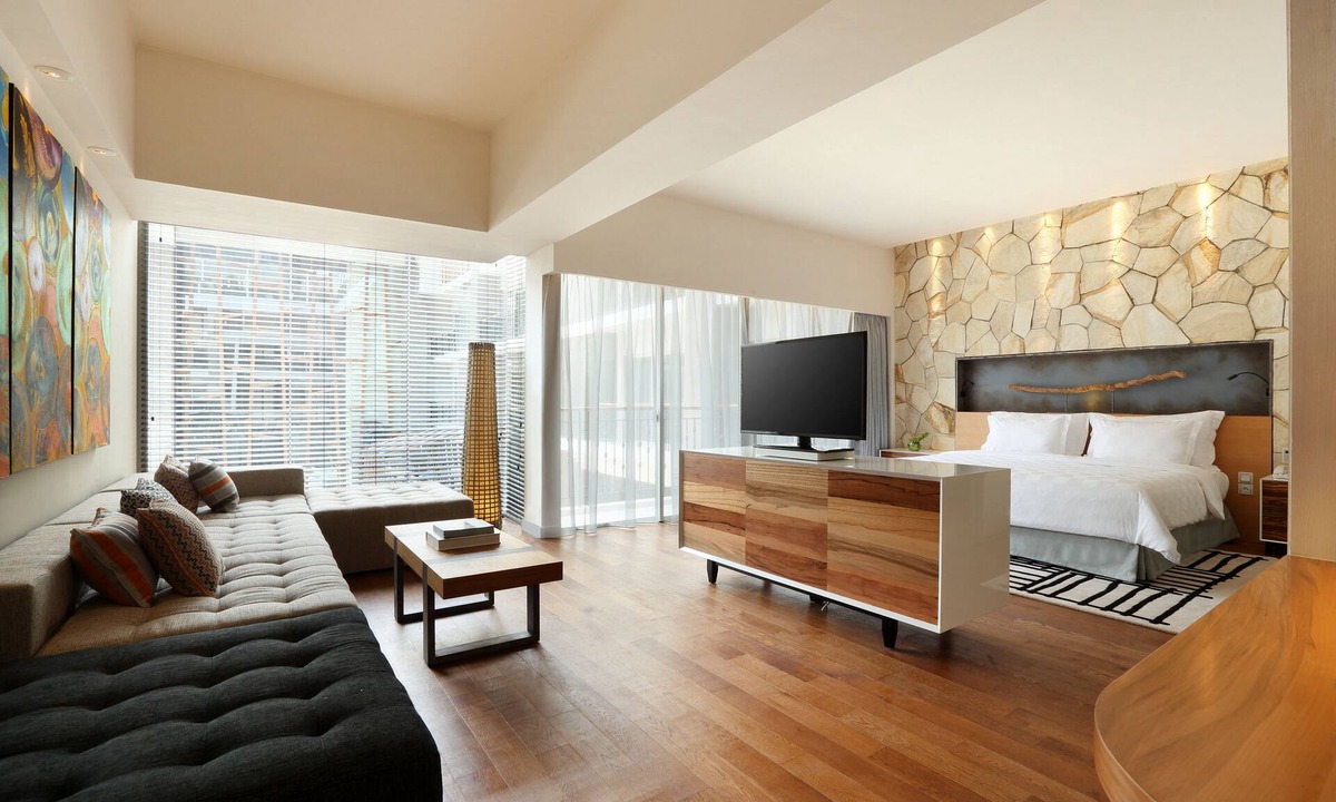 North Legian Hotel | Spacious Modern Suite with Free Minibar Items (T Sand Suite13)