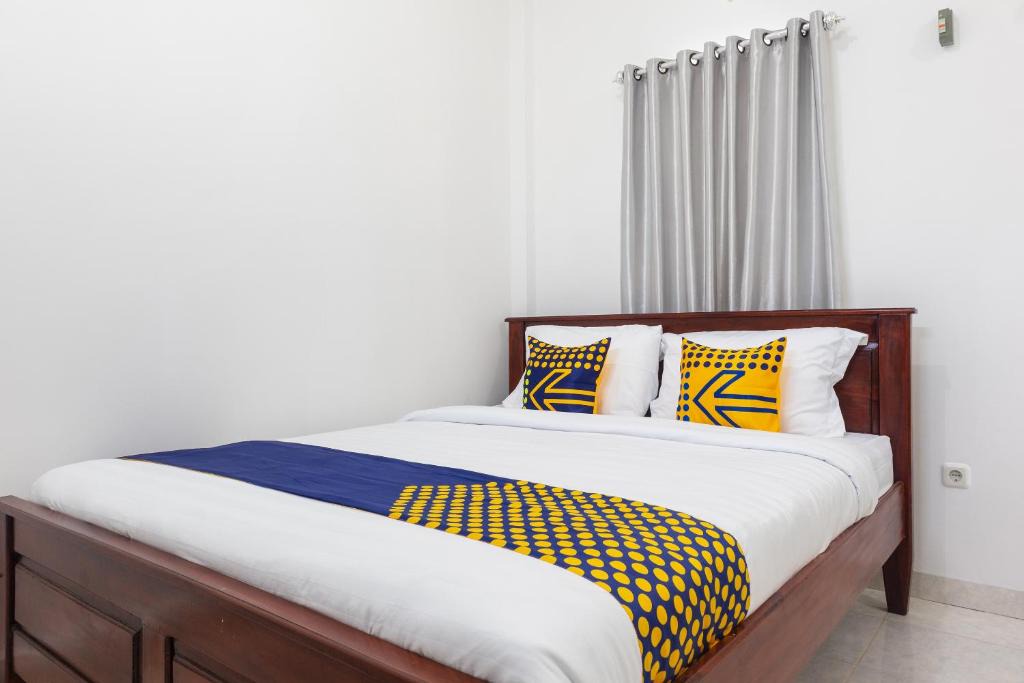 Kupang Hotel | SPOT ON 2063 Bethania Residence
