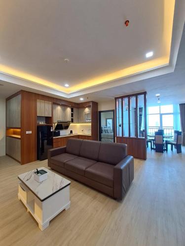 Lubuk Baja Apartment | STARHOME NEWLY RENOVATED 115M2 HIGH FLOOR Formosa Residence