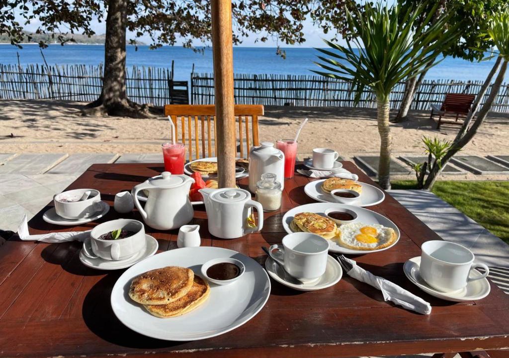 Sekotong Barat Villa | Starsand Beach Resort