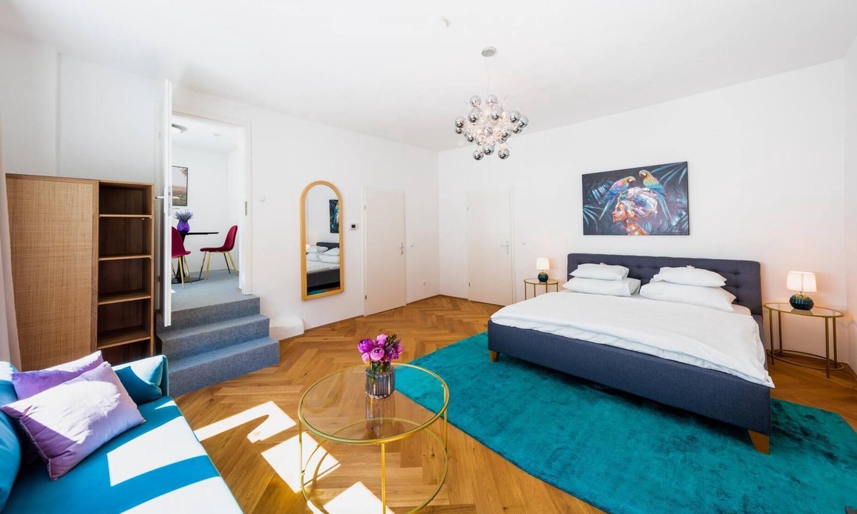 Krems an der Donau Apartment | Superior Apartment with Free Parking in Krems City Centre