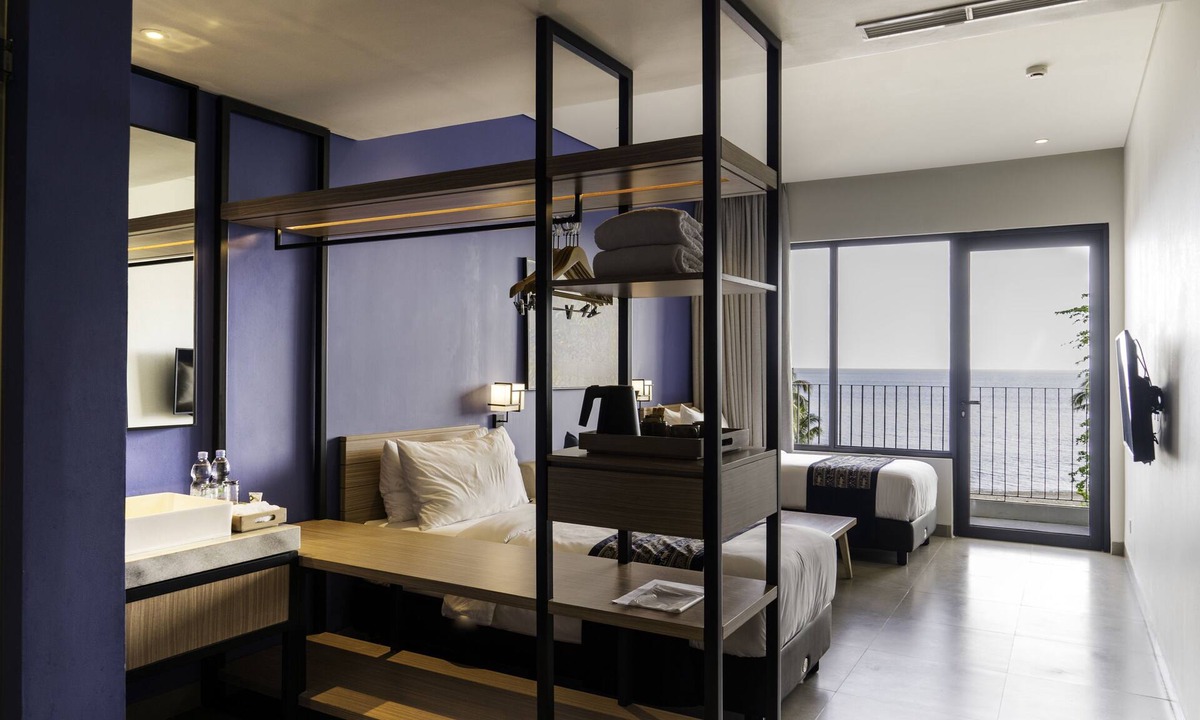 Naha Hotel | Tahuna Beach Hotel and Resort