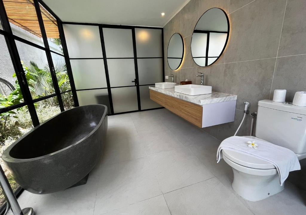 Seminyak Hotel | The Kon's Villa Bali Seminyak
