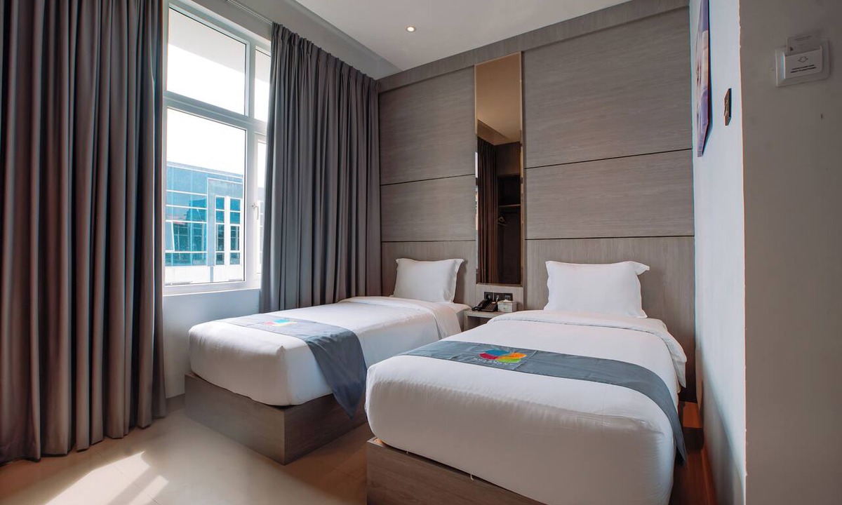 Medan Hotel | The Quadrant Hotel KNO
