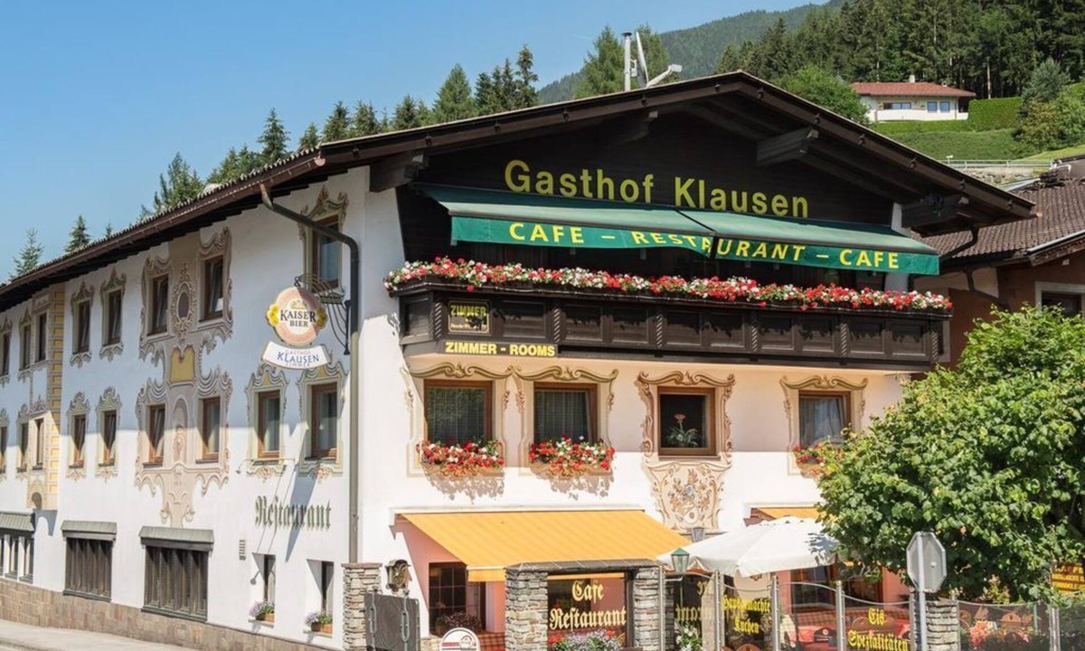 Schwaz House | Triple room, shower or bath, WC - Gasthof Klausen