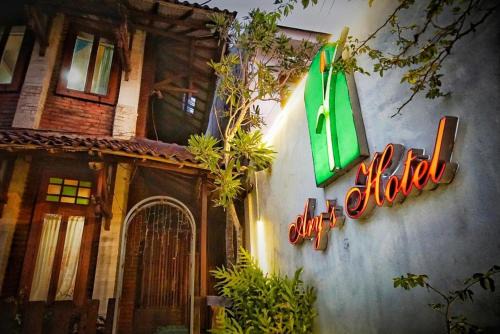 Yogyakarta House | Tripletree Arys Garden Hotel