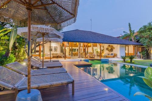 Nakula Villa | Tropical 5BR Villa & 20m Pool, Sleeps 12