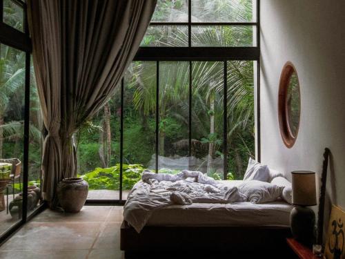 Nyuh Kuning House | Ubud zen river house, secluded tranquil retreat in nature
