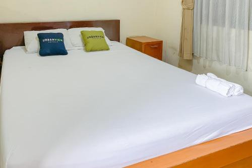 Sumedang Hotel | Urbanview Hotel Syariah near UPI Sumedang