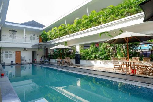 Sinduadi Hotel | Urbanview Hotel Syariah Casa Azmya Yogyakarta by RedDoorz