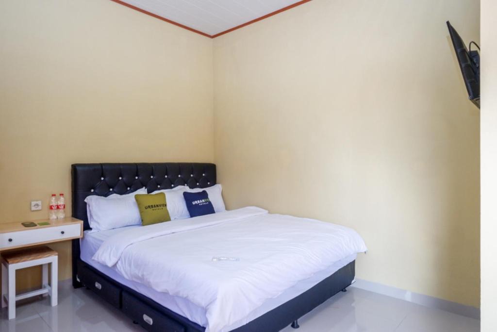 Pogung Lor Hotel | Urbanview Hotel Telu Wolu Monjali by RedDoorz