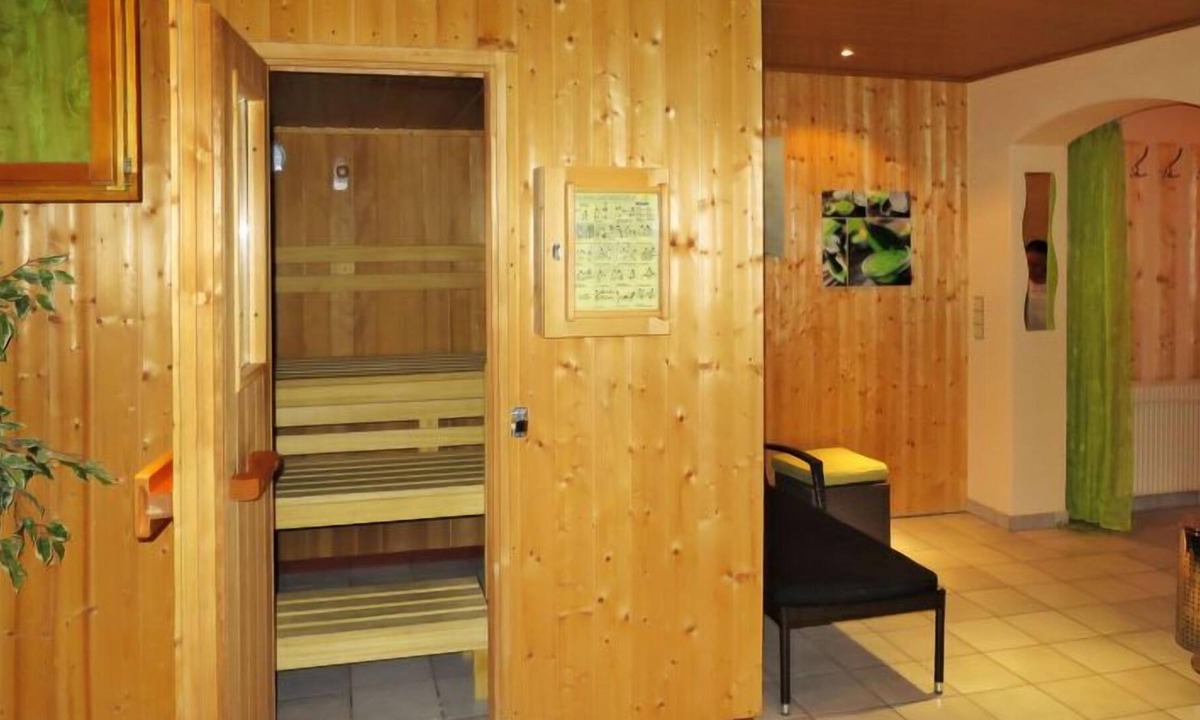 Plangeross House | Vacation home Daheim (PZT385) in Sankt Leonhard im Pitztal - 25 persons, 10 bedrooms