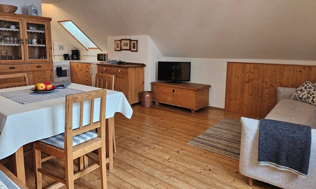 Rappottenstein Apartment | Vacation apartment on an organic farm set in a wild and romantic setting