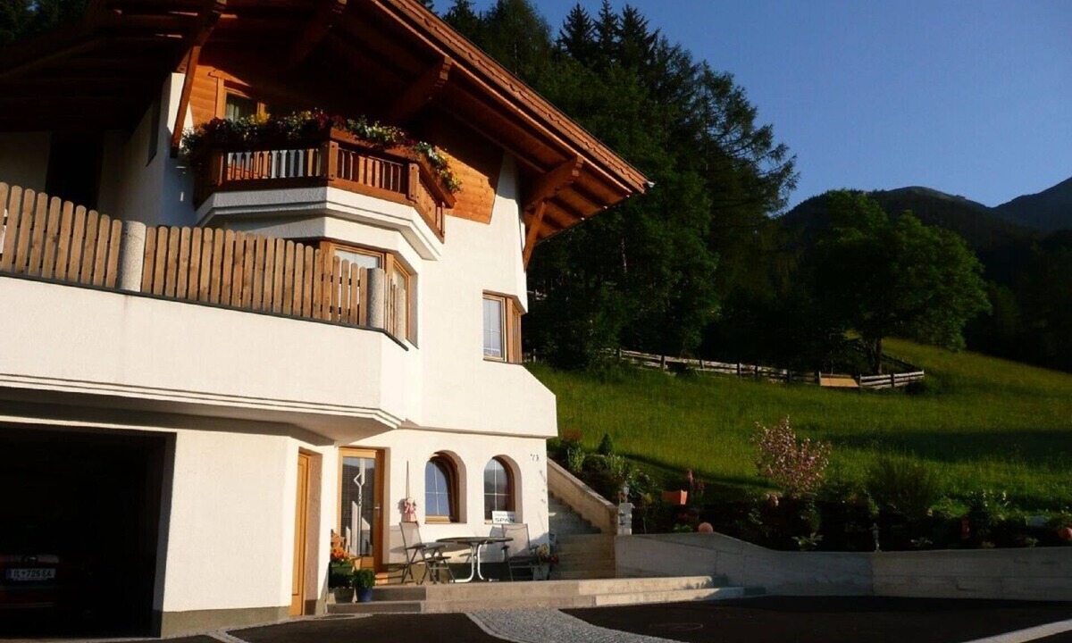 Medraz Apartment | Vacation apartment "Span" on the sunny and quiet outskirts of the forest
