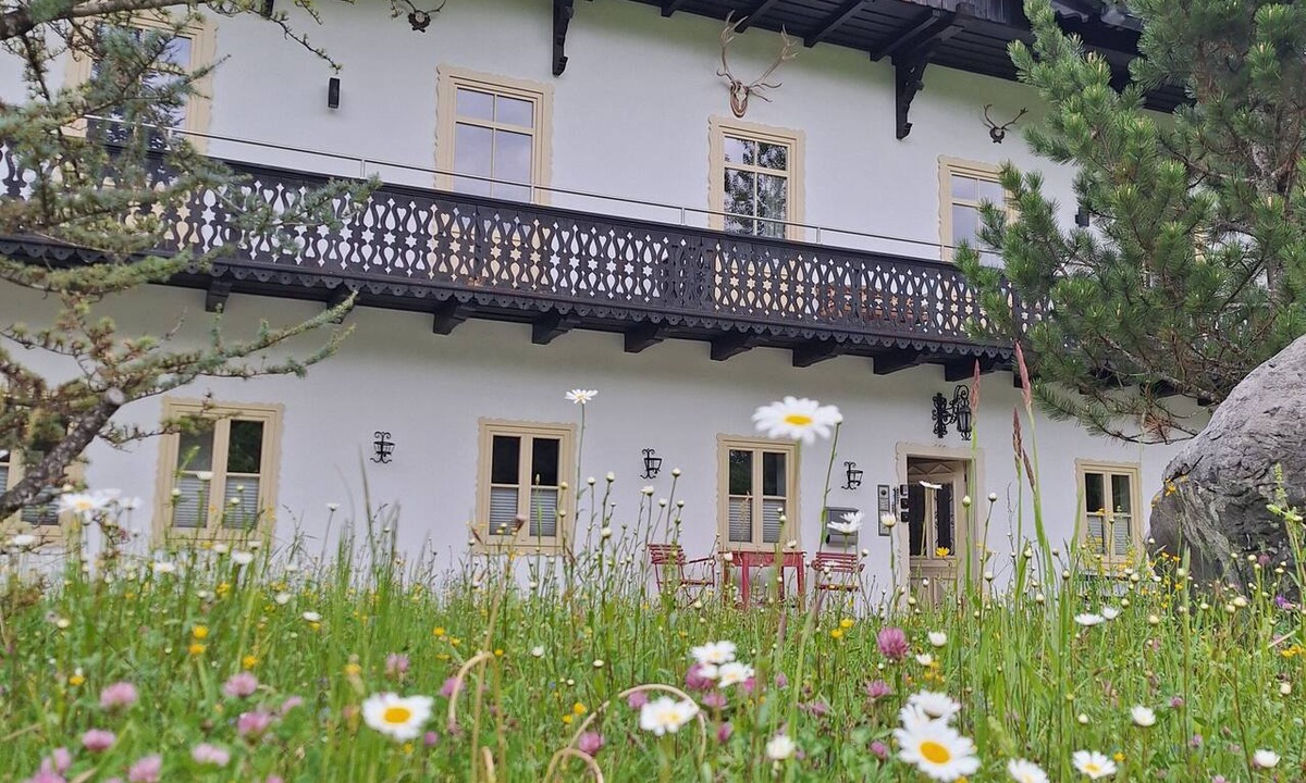 Hinterstoder Apartment | Vacation Rental with a View and a Balcony in a Ski and Hiking Area