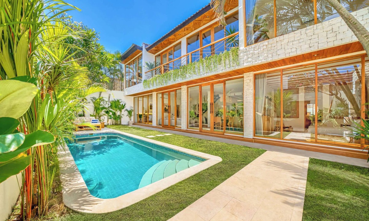 Sunset Road Villa | Villa Aztec - 6BDR, private pool and garden