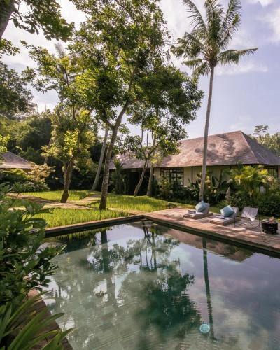 Kemenuh Villa | Villa Bedulu Cliff Estate Ubud - Wood Side