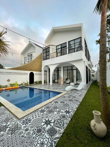 Pasirjambu Villa | Villa Deba Unit Paloma 4BR 10Pax