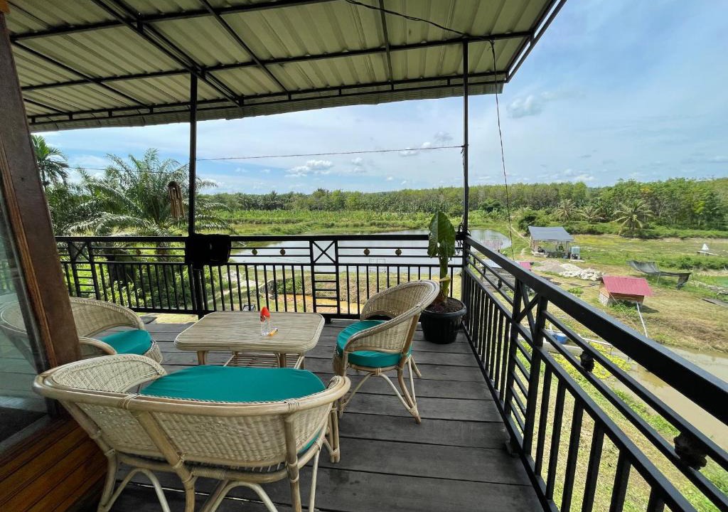 North Padang Lawas Villa | Villa Gomburan Pakkat Lestari