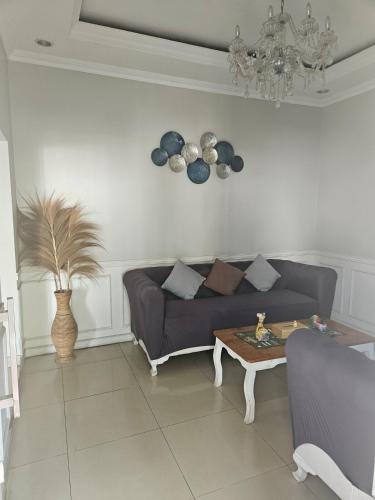 Ciputat Timur House | Witte Huis Cirendeu