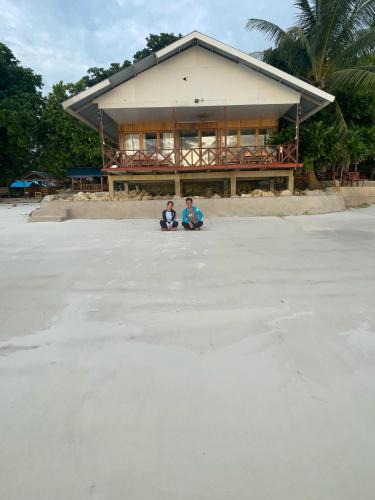 Nuhu Roa Hotel | Yohana Cottage