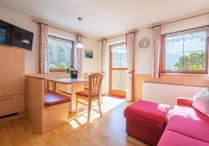 80 m² Apartment ∙ 2 bedrooms ∙ 5 guests in Strass im Zillertal