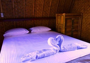 Deep 16 Adult Gili Trawangan Walk to Beach