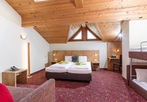 Doppelzimmer, Dusche, WC Frühstück - Gasthof Gruberhof in Söll