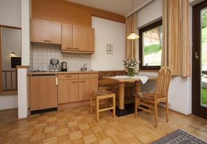 Holiday apartment no. 11/17 Enzian - Neusacher-Moser, Ferienhof in Weißensee
