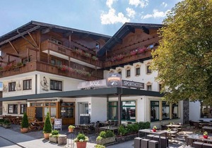 Hotel ∙ 2 guests in Fügen