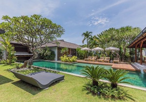 LUXURY, PEACE & SERENITY: A HAVEN OF PEACE IN THE HEART OF SEMINYAK in SEMINYAK