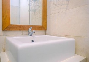 Modern Furnished @ 1BR Margonda Residence 1 Apartment By Travelio