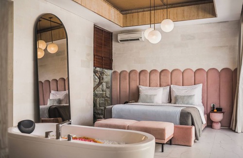 Dewi Sri Hotel | 1BR Romantic Villa in Legian/Kuta
