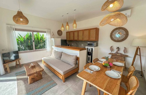 Kerobokan Villa | 1BR Villa Venezia a Tropical Intimate Escape In Seminyak