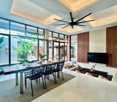 Dyanapura Villa | 2 BR Villa Near Seminyak Beach