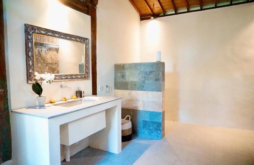 Lodtunduh Villa | 2-Mezzanine bedroom villa in Bali