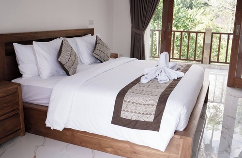 Purwakerti House | 3-bedroom private luxury Villa in beautiful Amed, Bali