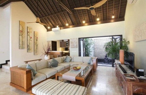 Kuta Selatan Villa | 3 BDR Sunset Villas in Nusa Dua