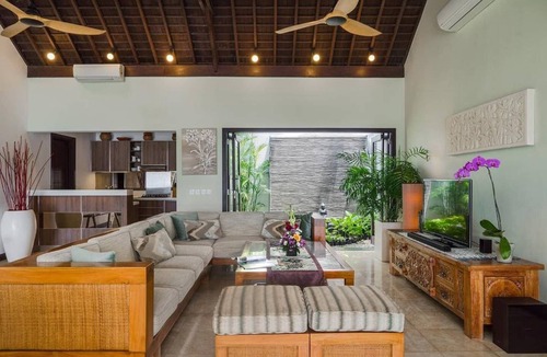 Kuta Selatan Villa | 3 BDR Sunset Villas in Nusa Dua