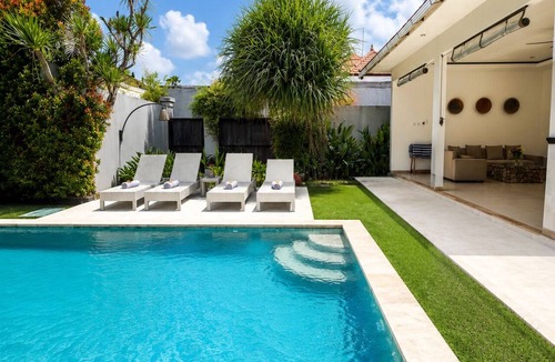 Petitenget Villa | 3 Bedrooms Central Seminyak