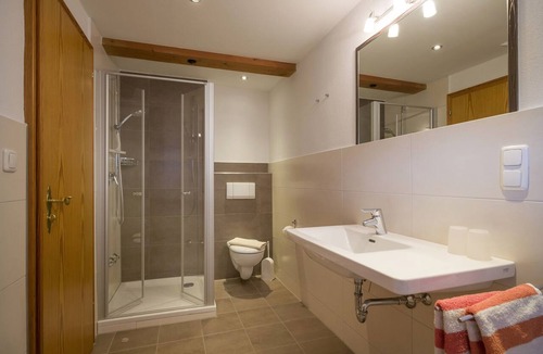 Oberaudorf Apartment | 3-room apartment with two bedrooms and two bathrooms and balcony
