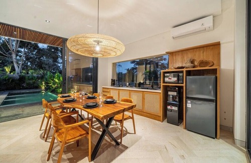 Melayang Villa | 3BR Villa in Jungle Ubud Private Pool & Patio