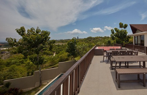 Bukit Villa | 4 BR Villa with Jimbaran Bay View, Near GWK. FREE airport pick up