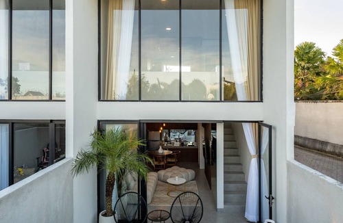 Berawa Villa | 4 mins to beach/Finns/Atlas - New LUXE Pool Loft