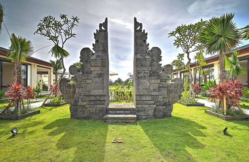 Singakerta Villa | 6BR Villa Manoe Pais a Sanctuary in Lush Ubud's RiceFields