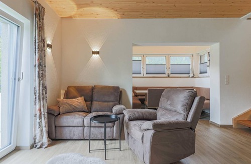 Muhlbach im Pinzgau Apartment | 70 m² Apartment ∙ 2 bedrooms ∙ 6 guests