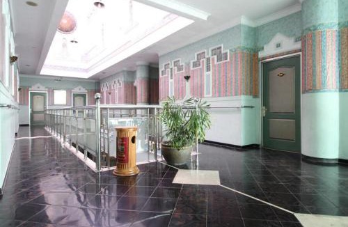 Central Yogyakarta Hotel | Akur Hotel Malioboro Mitra RedDoorz