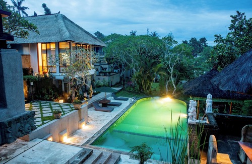 Denpasar Timur Hotel | Alam Puri Art Museum and Villas