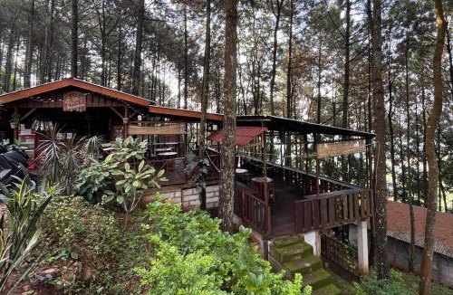 Pacet Hotel | Alas Pacet Syariah by TwoSpaces, Mojokerto