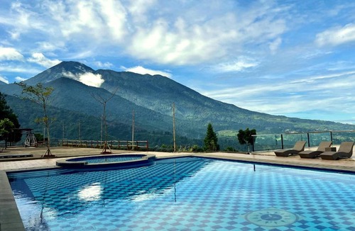 Ciloto Hotel | Alinson Sunset Hill